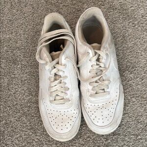 Nike Women's Athletic Shoes - White